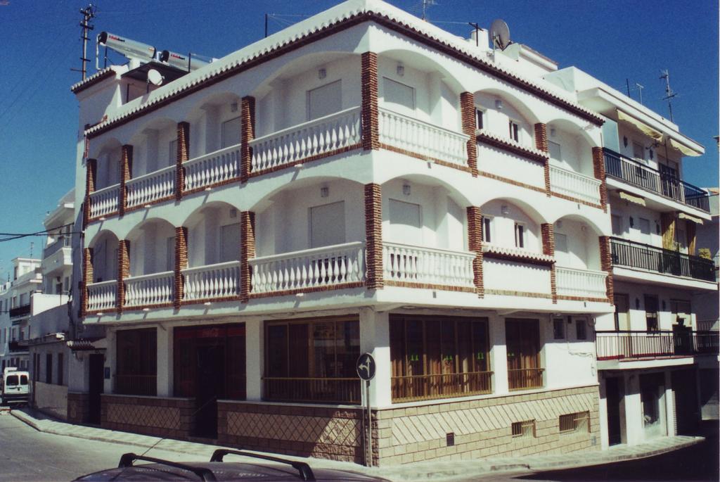 Hostal Mary Tere Salobreña Esterno foto